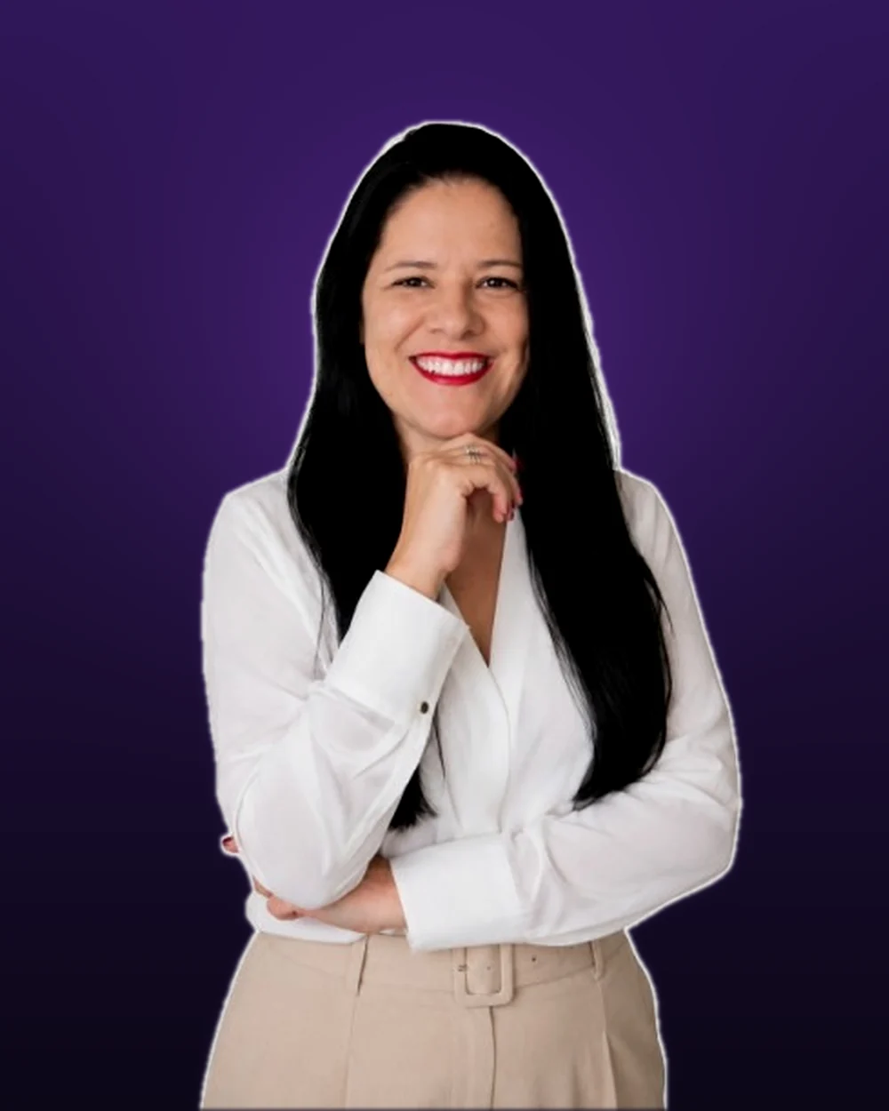 Retrato de Poliana Magalhães, terapeuta holística, psicanalista e escritora, criadora do Método Cura Ancestral